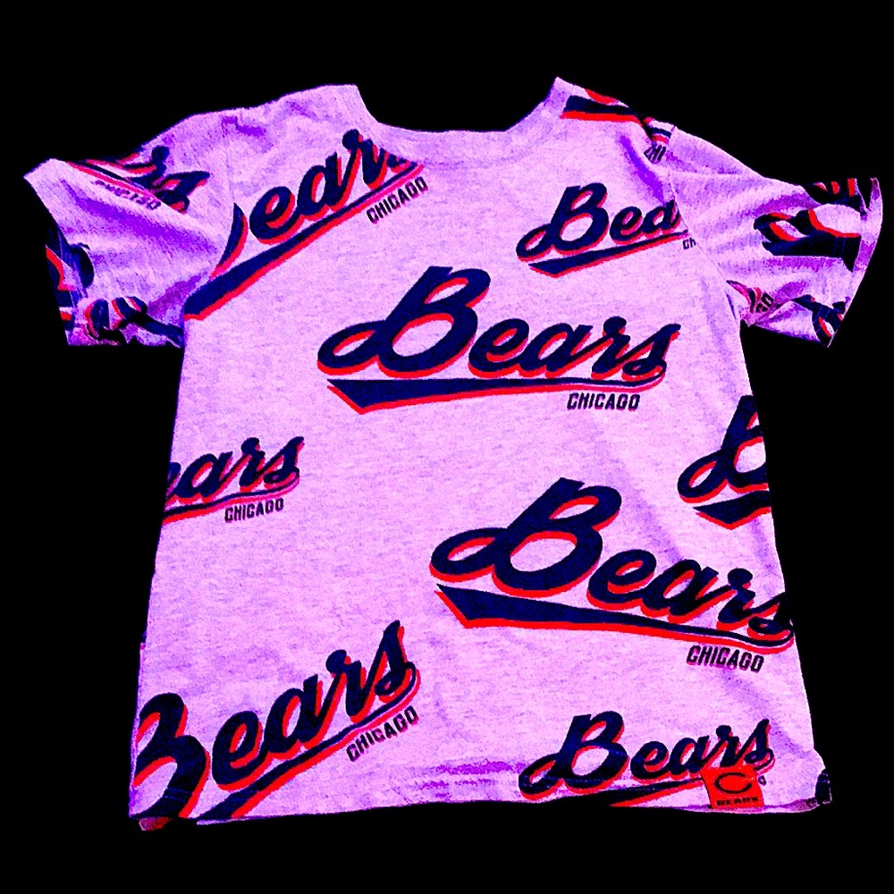 Chicago Bears shirt, Medium 10-12 size.